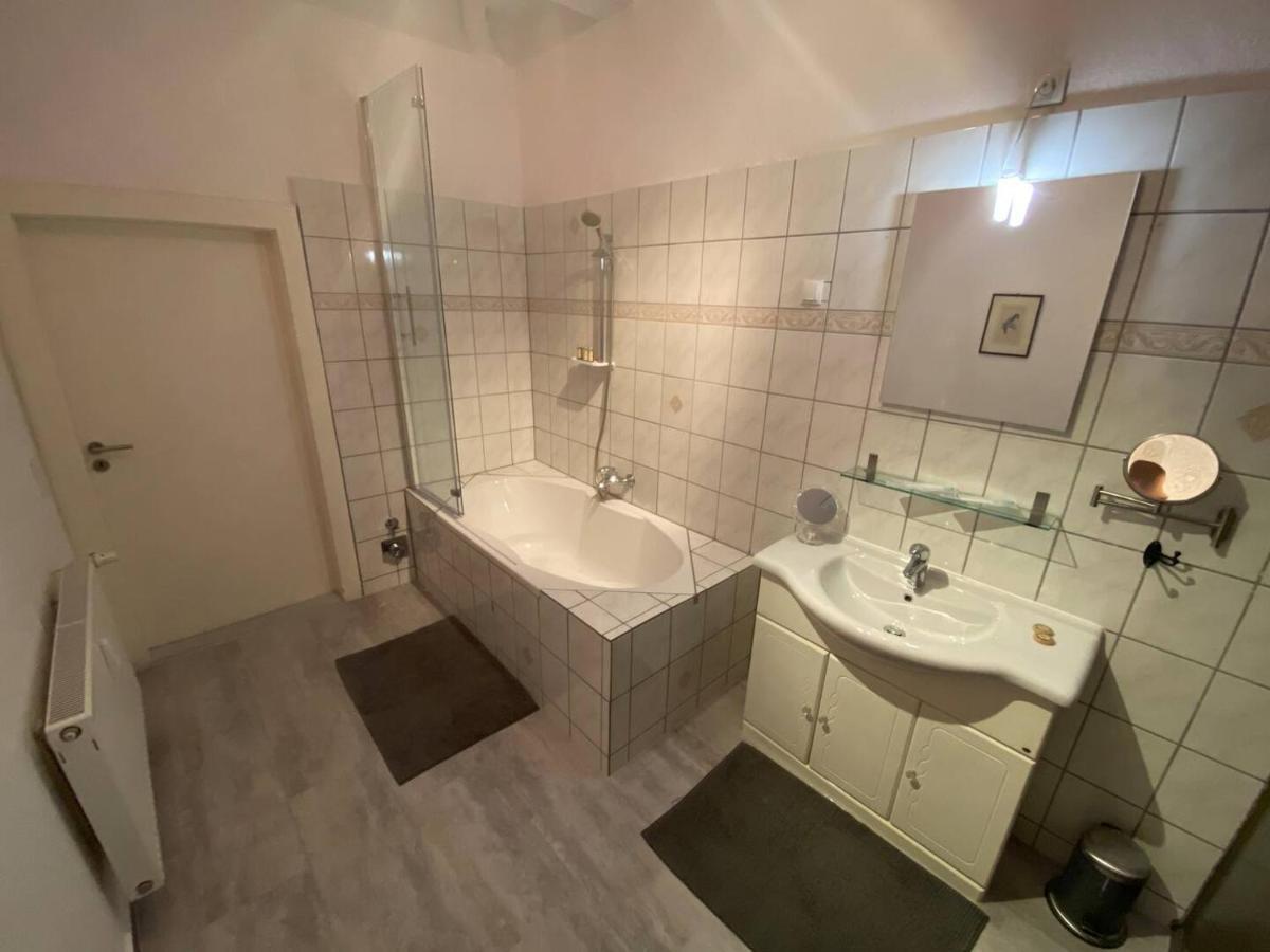 Helle 3-Zimmerwohnung In Uninaehe ブラウンシュバイク エクステリア 写真